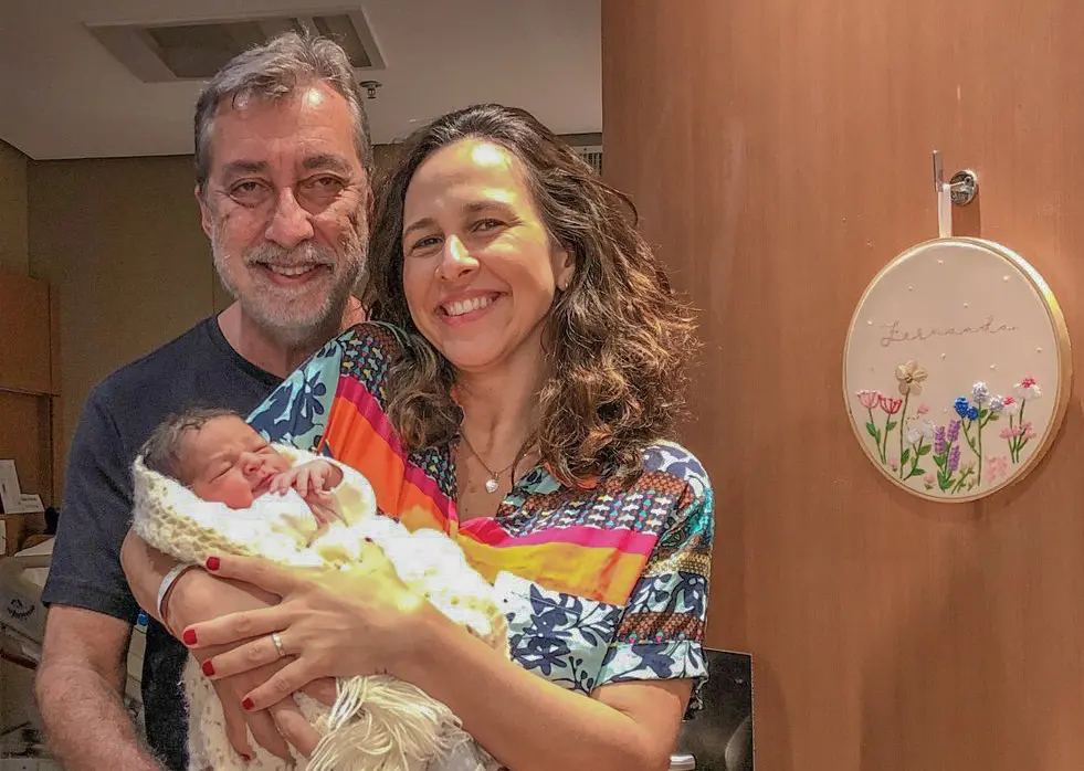 Nasce Fernanda - Foto saída Perinatal